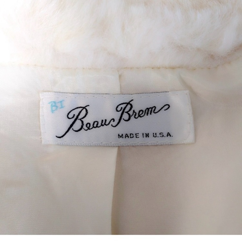 Vintage 80s White Faux Mink Fur Coat - Picture 4 of 5